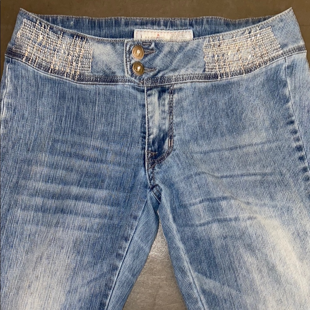 Lucy Blue Small Skinny Jeans with Acid-Wash Finish - Picture 9 of 13